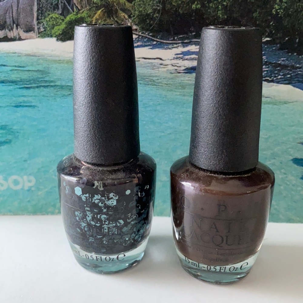 OPI nail lacquer set of two